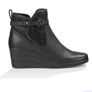 Ugg Emalie Black Waterproof Boot